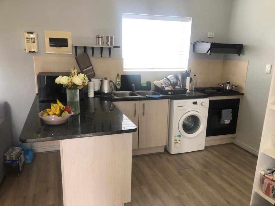 To Let 1 Bedroom Property for Rent in Mossel Bay Central Western Cape